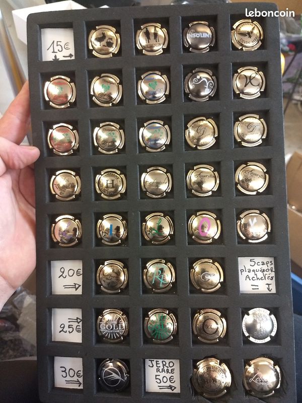 Lot ou détails capsules de champagne plaquées OR (image 10)