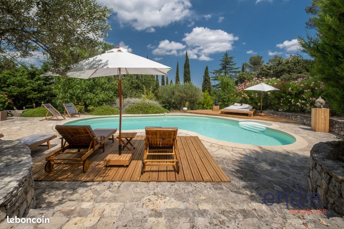 Maison 10 pièces 400 m² · à Lorgues · 400 m² · 1 365 000 €