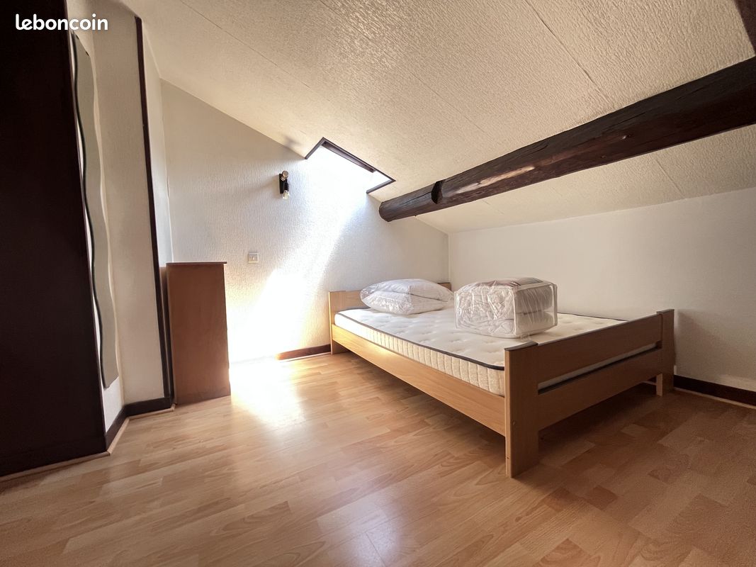 Appartement 2 pièces 39 m² · à Saint-Étienne · 39 m² · 390 €