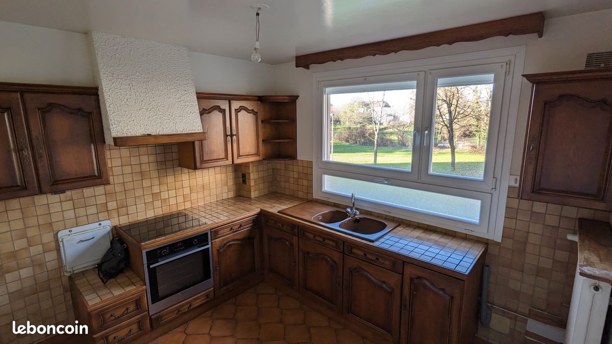 Parking 3 pièces 66 m² · à Montbéliard · 66 m² · 630 €