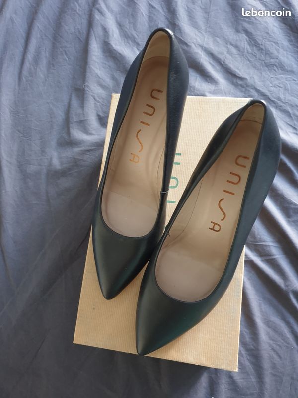 Escarpins noirs (image 1)