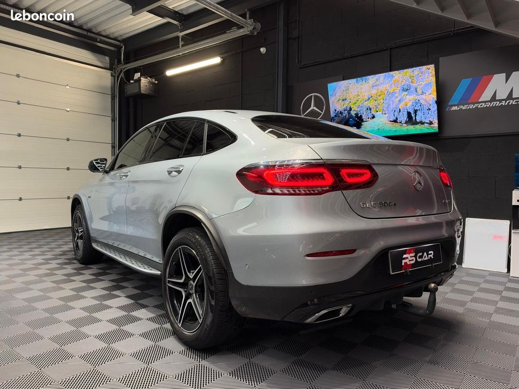 Mercedes Benz GLC COUPE 300 E 4MATIC 320 CV AMG LINE PHASE 2 TOIT OUVRANT - BURMESTER - (image 9)