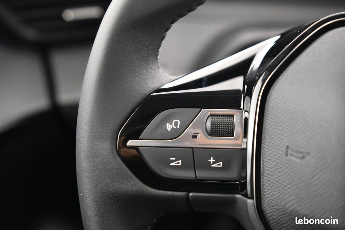PEUGEOT 208 PureTech 75 S&S BVM5 Active (image 20)