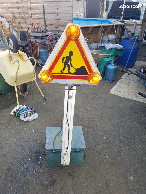 Panneau de signalisation clignotant avec batterie (image 6)
