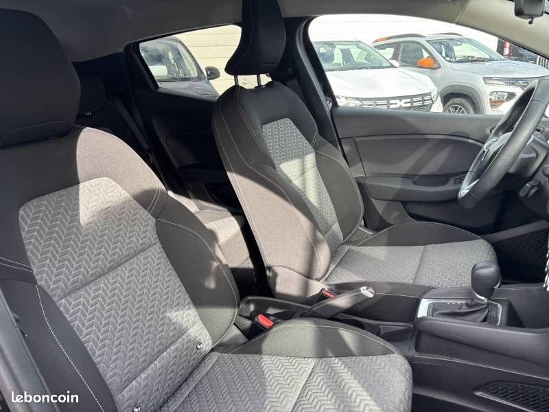 Renault Clio E-Tech full hybrid 145 Evolution (image 14)