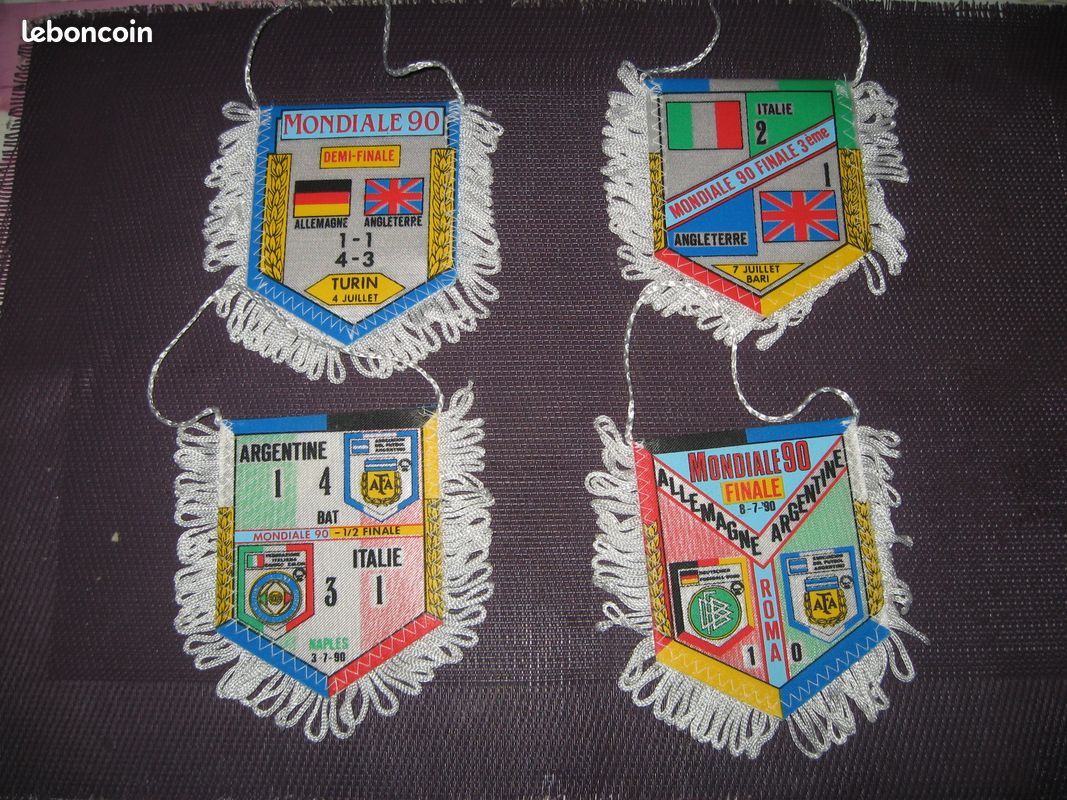 LOT DE 11 Anciens Insignes émaillés Blason Armoiries EUR 113,00