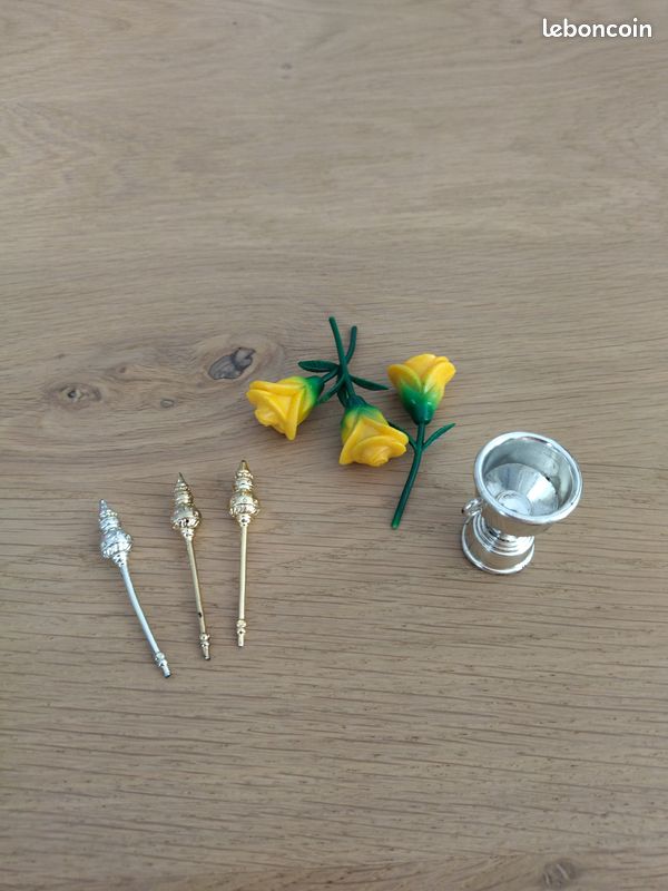 Lot de 25 accessoires et meubles pour poupées comme Barbie, Steffi etc... Années 90's (image 6)