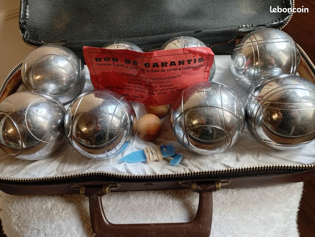 VALISE DE 8 boules de pétanque EUR 40,00 - IT VALISE DE 8 boules de pétanque EUR 40,00 - IT