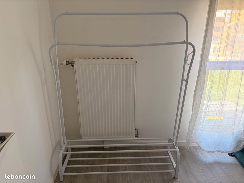 Generic Portant À Vêtement Penderie Porte-Manteau Sur Pieds 2 Étagères