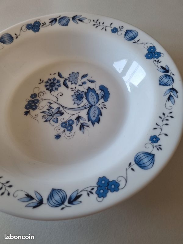 Plat Arcopal Vintage Années 70 - Rond Creux 29cm - Gris Bleuté - Collection Aster