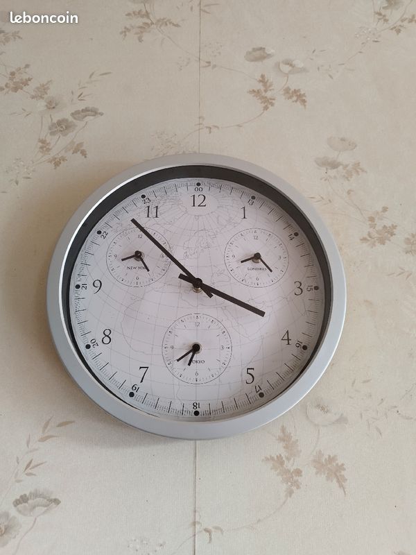 Horloge murale (image 1)
