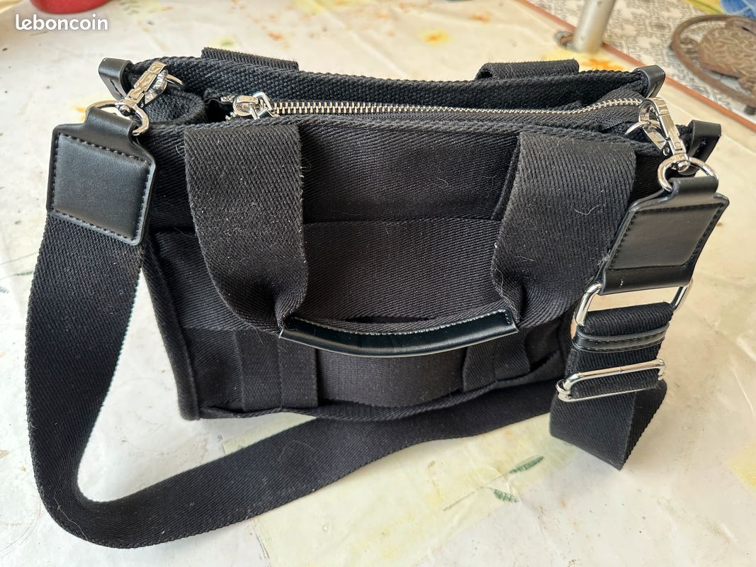 Sac Bandoulière Zara En Super état - 20x16 Cm - Couleur Bon Bon