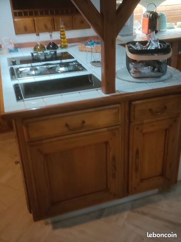 À VENDRE : Cuisine complète avec électroménagers – 2 200 (ou à la pièce) (image 8)