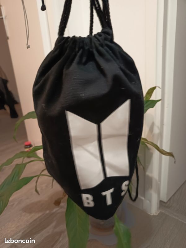 Sac BTS (image 3)