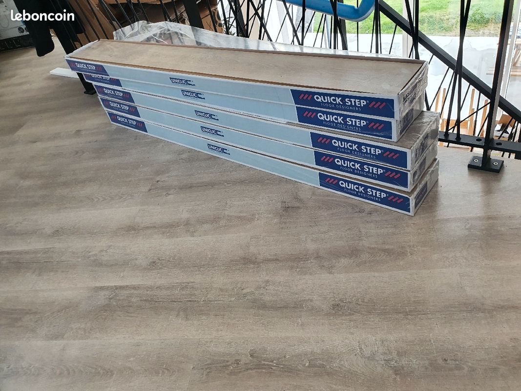 Parquet stratifié quick-step 8.4 m2 (image 1)