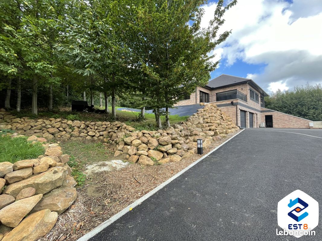 Maison 6 pièces 190 m² · à Ressons-sur-Matz · 190 m² · 690 000 €