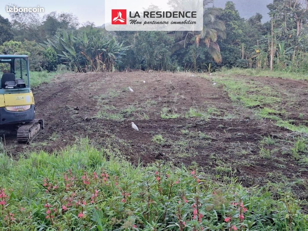 Terrain 2 004 m² Le Morne Rouge · à Le Morne-Rouge · 140 000 €