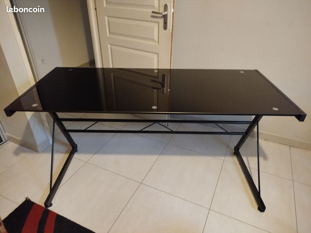 2 Bureaux en verre noirs (image 1)