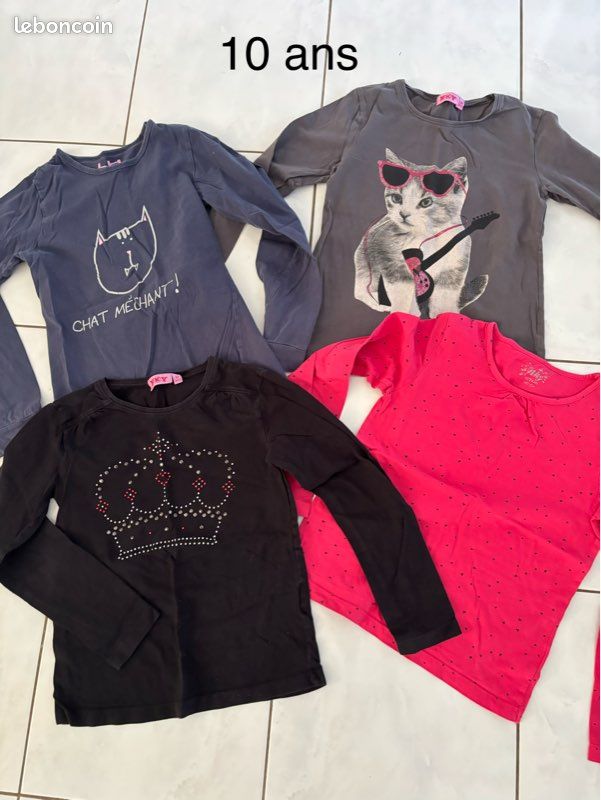 Lot 4 tee shirts ML fille 10 ans (image 1)