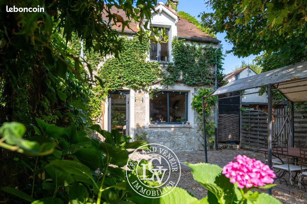 Maison 5 pièces 85 m² · à Samois-sur-Seine · 85 m² · 369 000 €