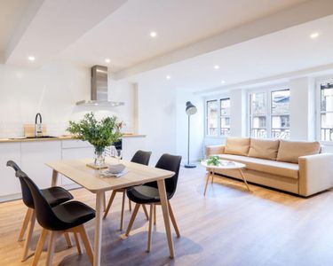 Appartement 330 000 € - 62 m²
