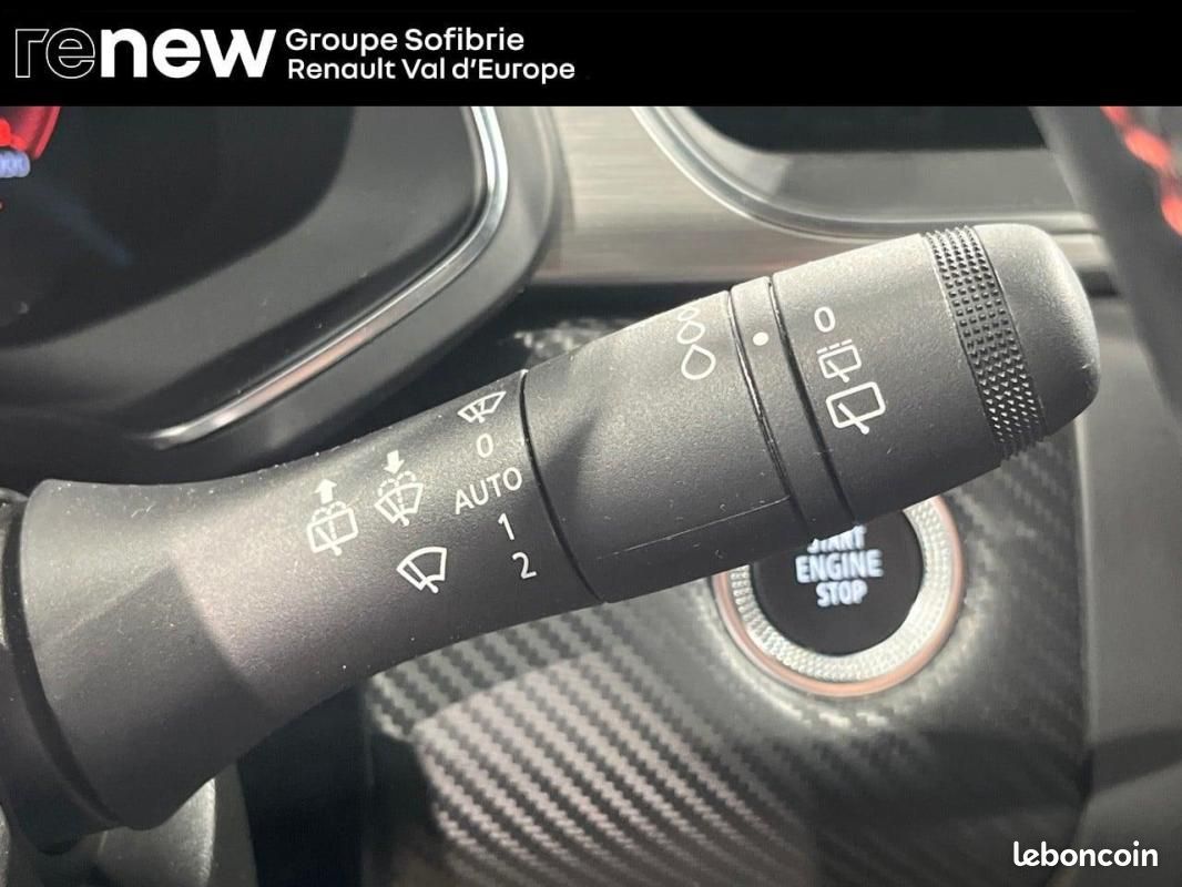 Renault Captur mild hybrid 140 R.S. Line (image 15)