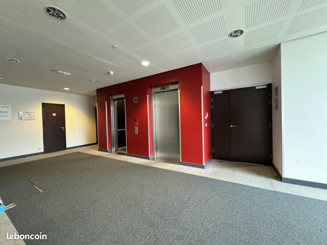 Bureau 1 941 m² (image 8)