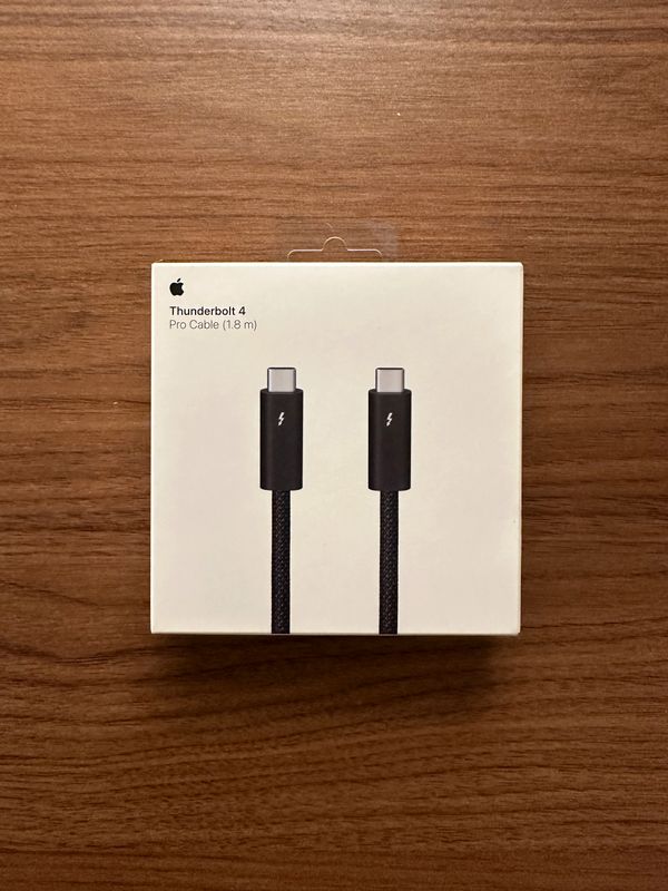 Câble Apple Thunderbolt 4 (USB-C) Pro 1,8 m