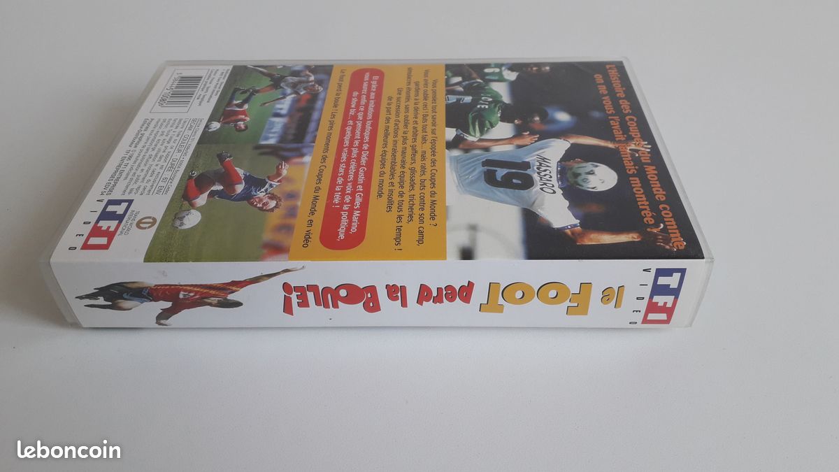 VHS Le foot perd la boule ,1995 (image 2)