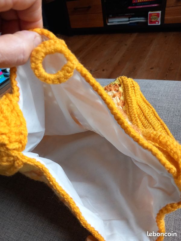 Sac en crochet carré jaune neuf fait main (image 5)