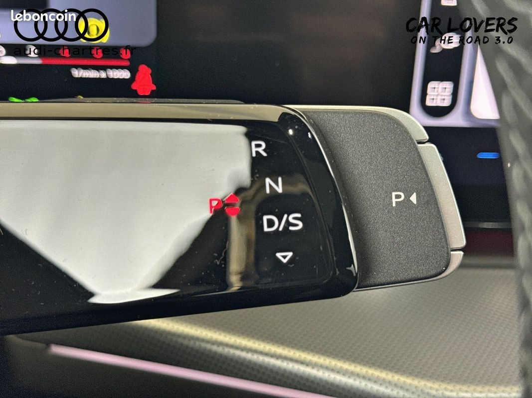 AUDI Q3 e-hybrid 272 ch S tronic 6 S line (image 20)