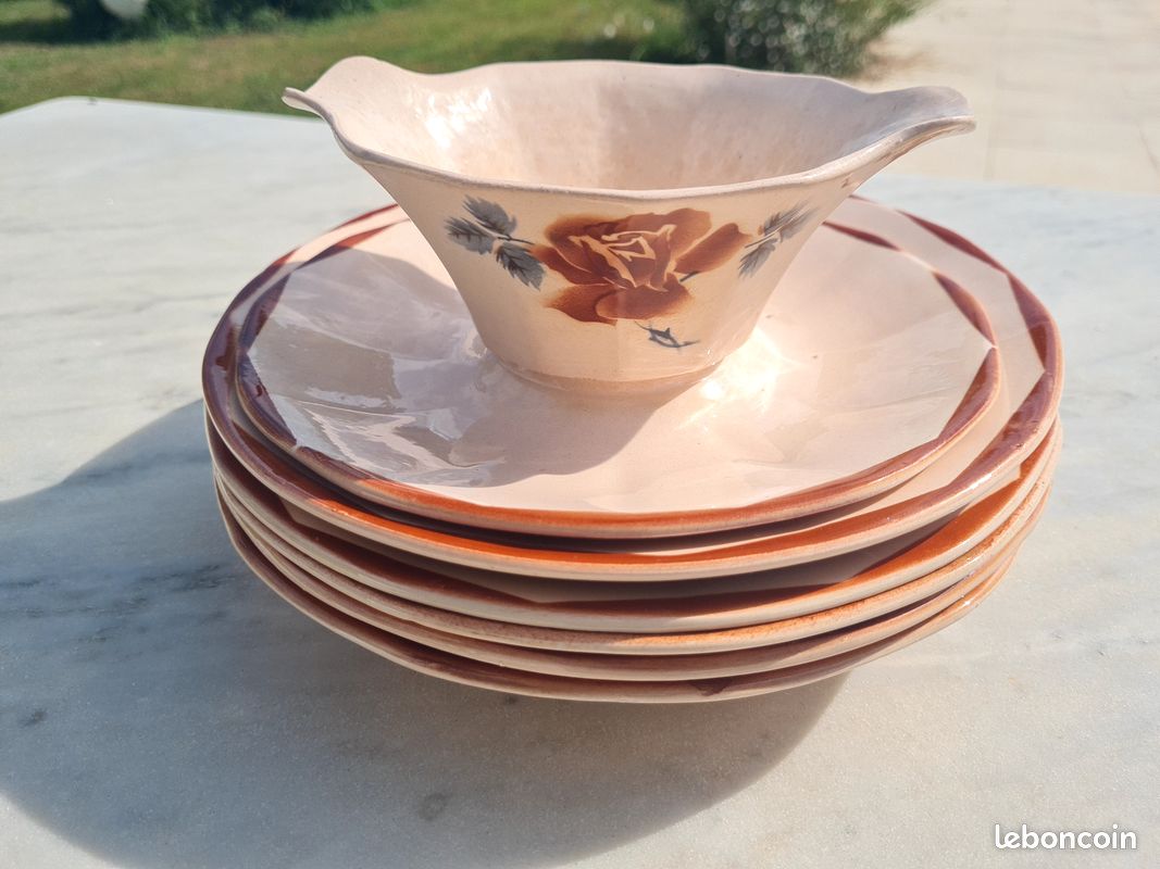 Assiettes creuses et saucière Digoin 9181 (image 2)