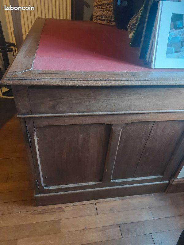 Bureau (image 2)