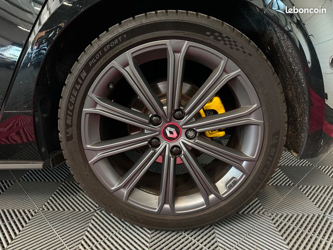 RENAULT MEGANE IV BERLINE TCe 280 EDC RS - TOIT OUVRANT (image 30)