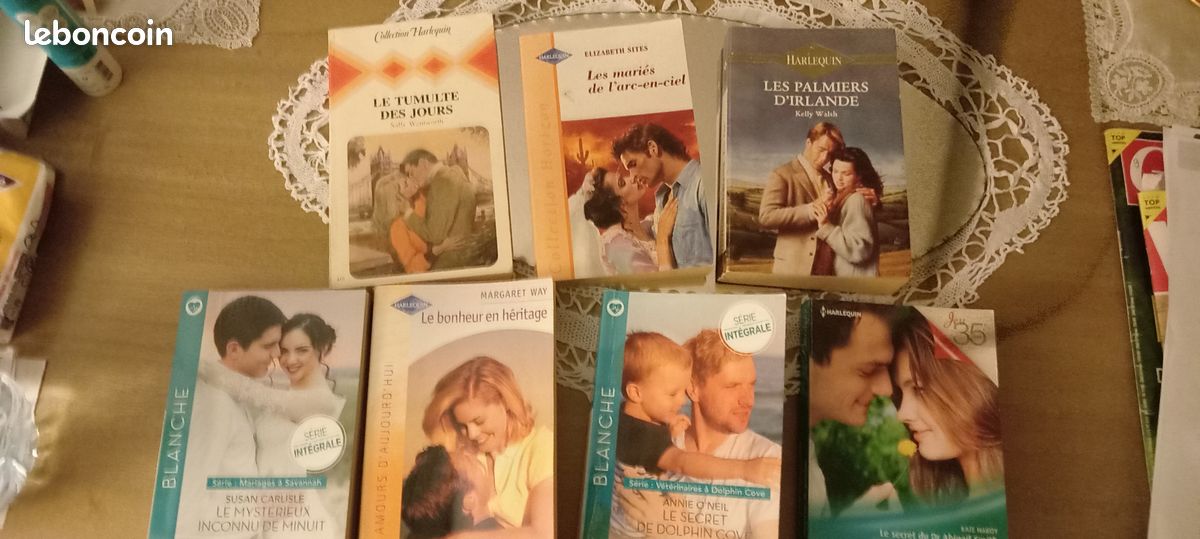 Livres Harlequin à 0.50 cts (image 1)