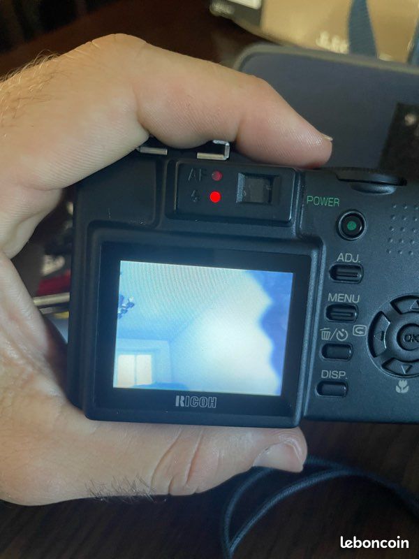 Appareil photo numérique compact Ricoh Caplio GX noir (image 3)