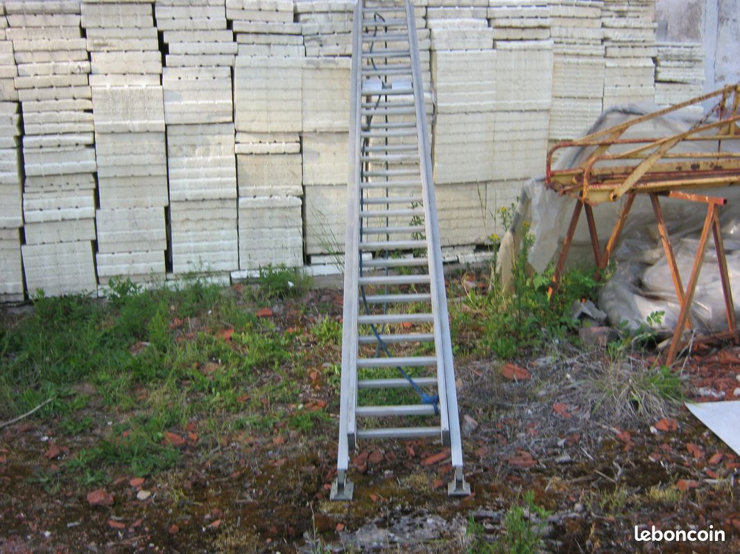 Echelle aluminium 2 brins a coulisse (image 3)