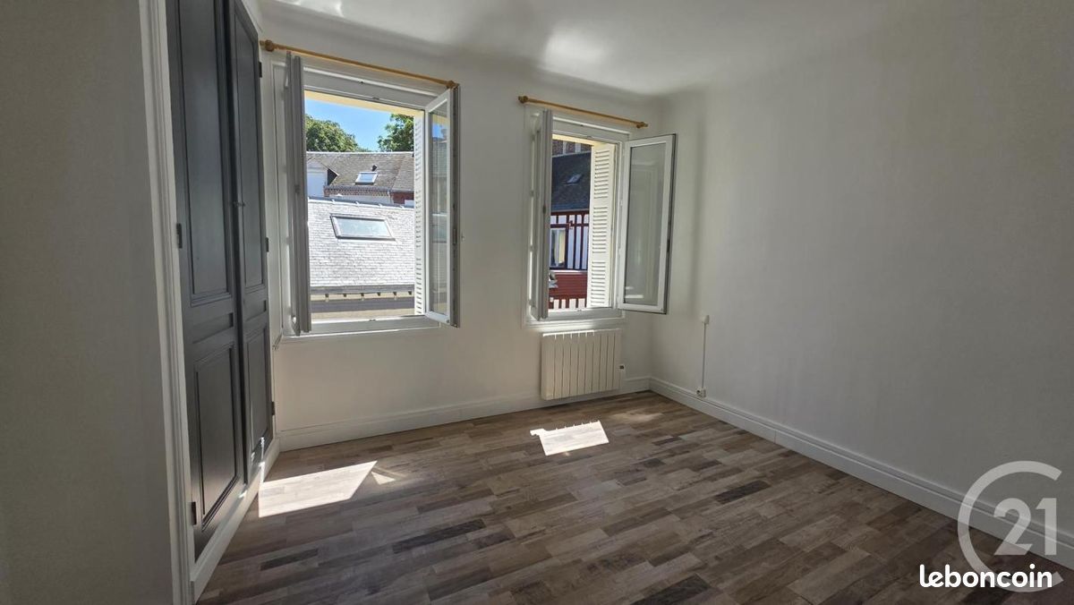 Appartement 1 pièce 27 m² · à Fécamp · 27 m² · 468 €/mois