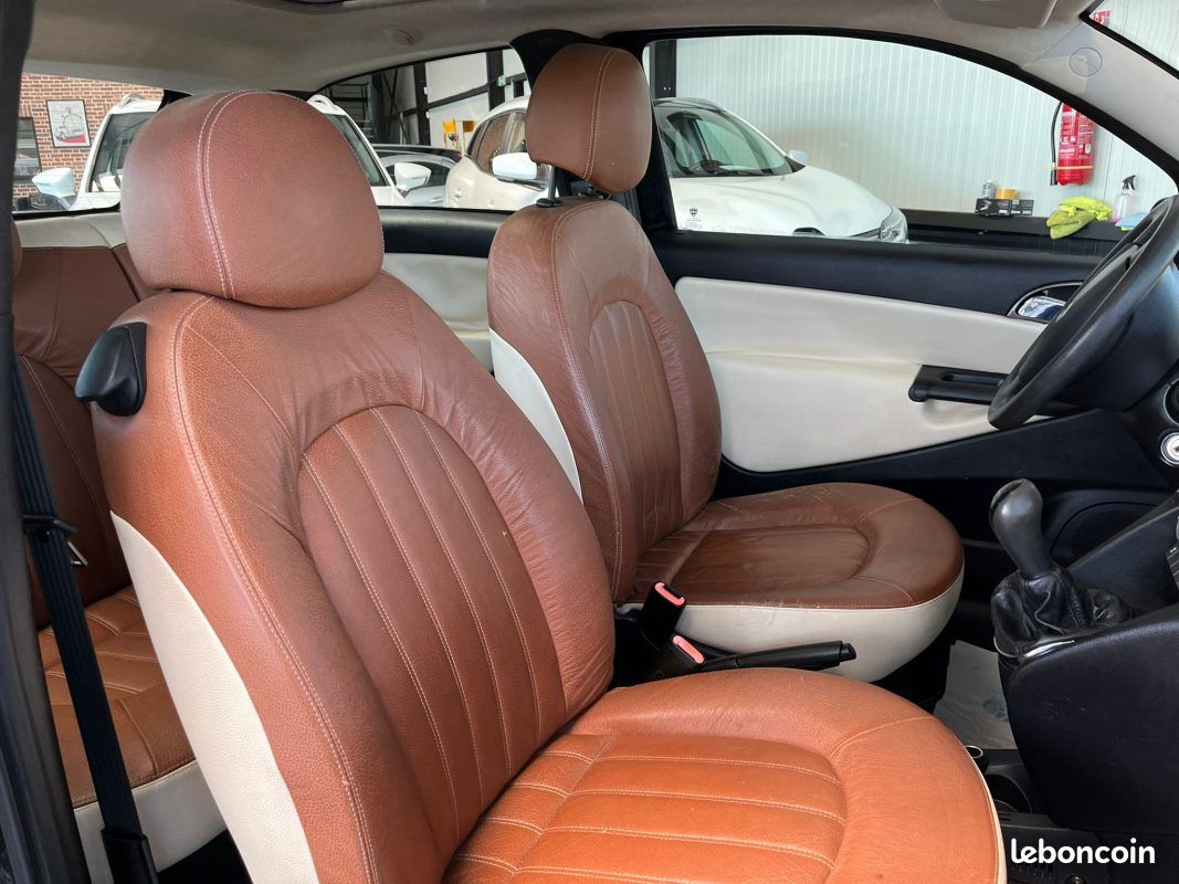 🚗 LANCIA Y 1.3 MULTIJET 16V ⚙️Full options ☀️ Toit ouvrant ❄️ Climatisation 🪑 Sièges en cuir (image 10)