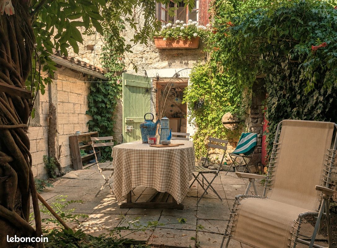 Maison 3 pièces 79 m² · à Saint-Antonin-Noble-Val · 79 m² · 139 000 €