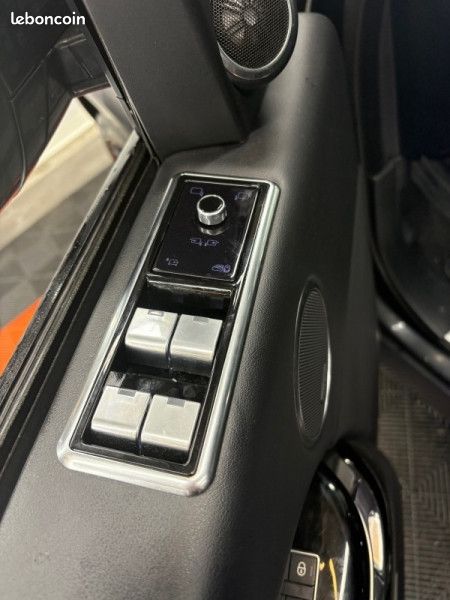 Land-rover RANGE ROVER 4.4 SDV8 339CH VOGUE LWB MARK VII (image 20)