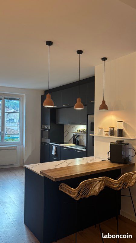Appartement 3 pièces 80 m² · à Grenoble · 80 m² · 1 305 €/mois