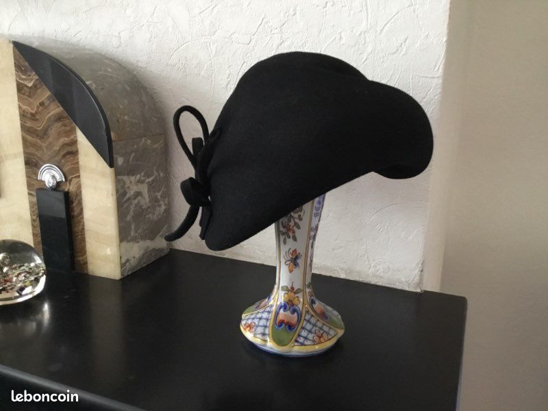 Élégant chapeau année 20 (image 1)
