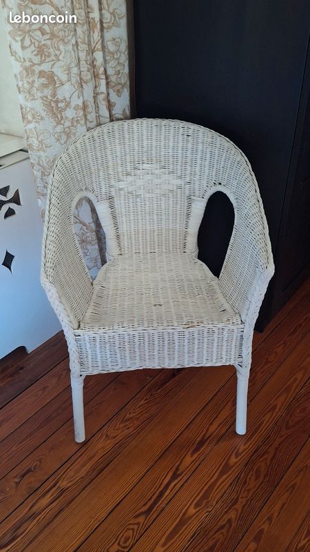 A vendre fauteuil rotin (image 1)