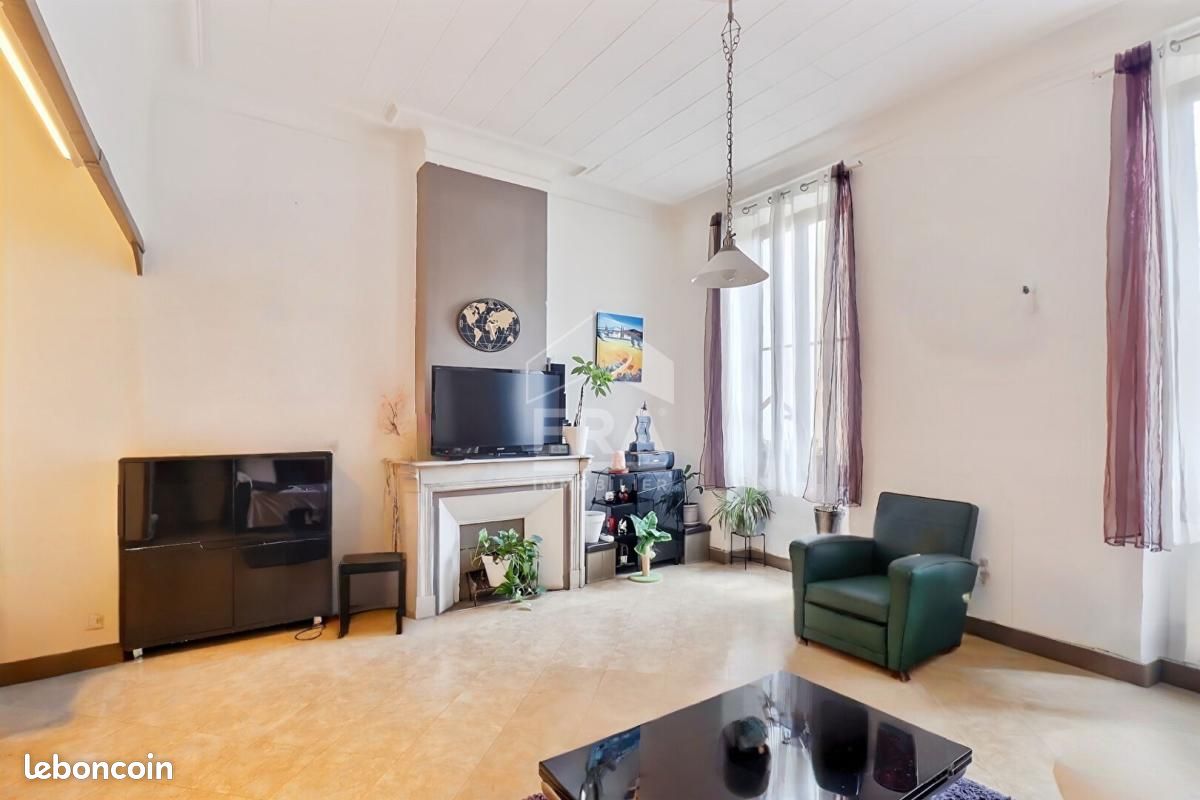 Appartement 3 pièces 84 m² · à Marseille · 84 m² · 260 000 €