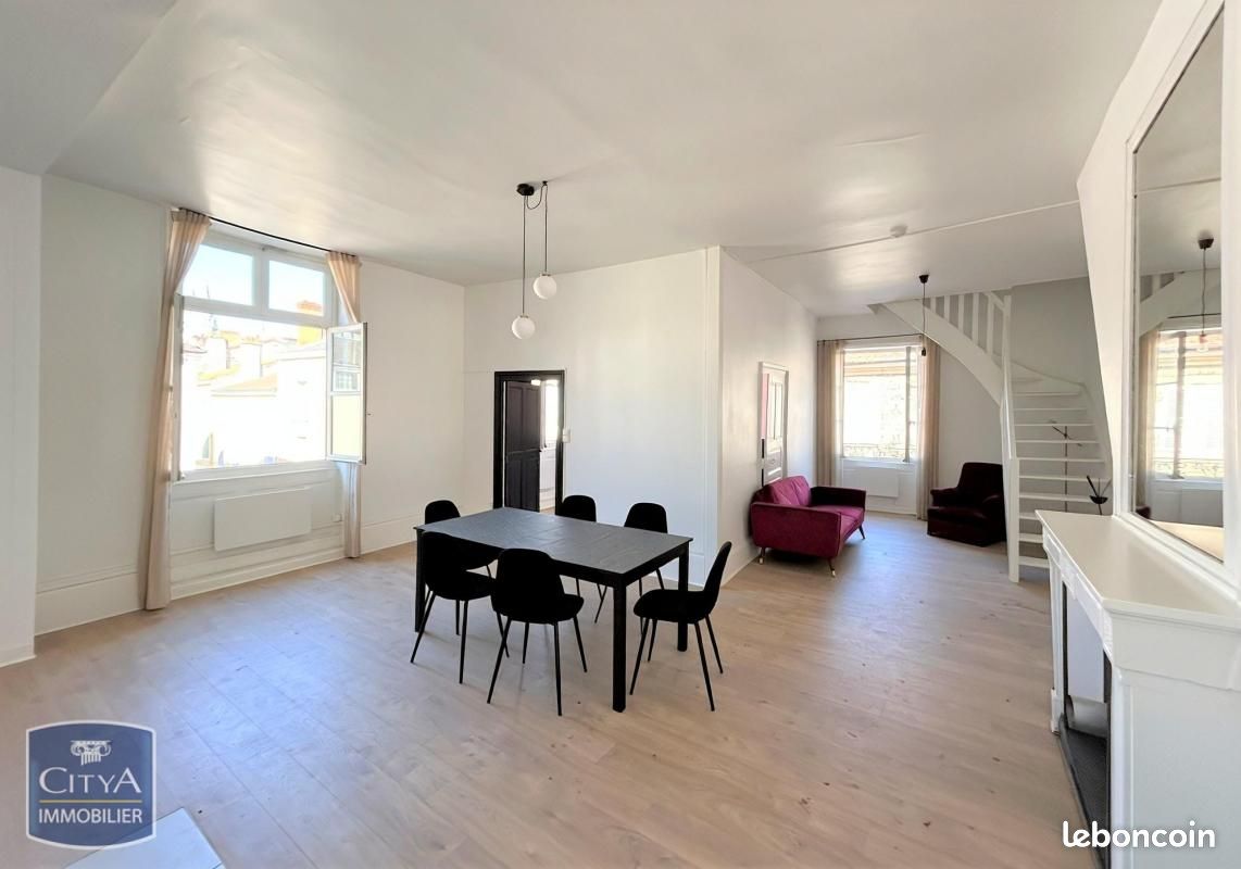 Appartement 5 pièces 105 m² · à Mâcon · 105 m² · 216 000 €