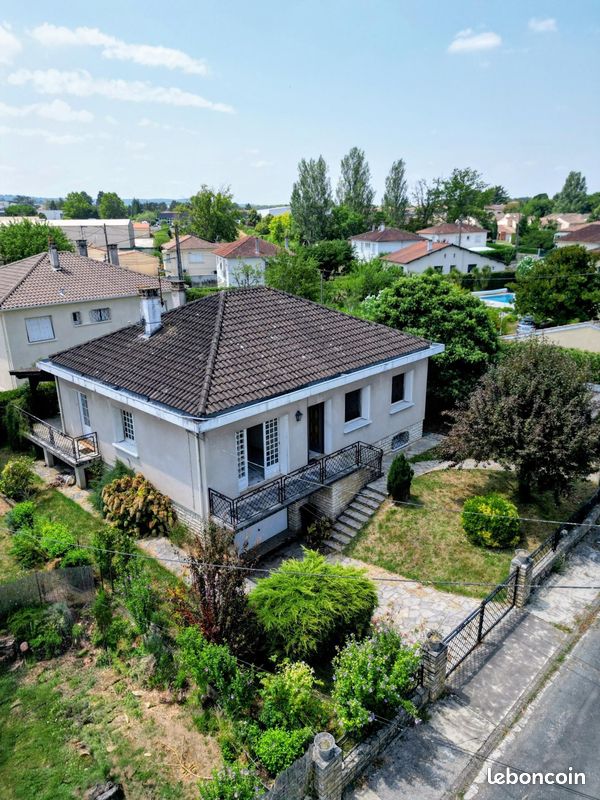 Maison 7 pièces 142 m² · à Villeneuve-sur-Lot · 142 m² · 144 000 €