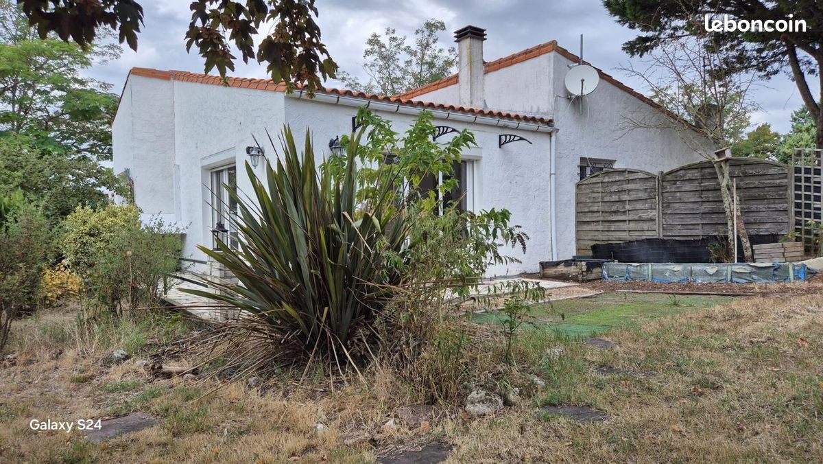 Maison 4 pièces 108 m² · à Barzan · 108 m² · 216 000 €