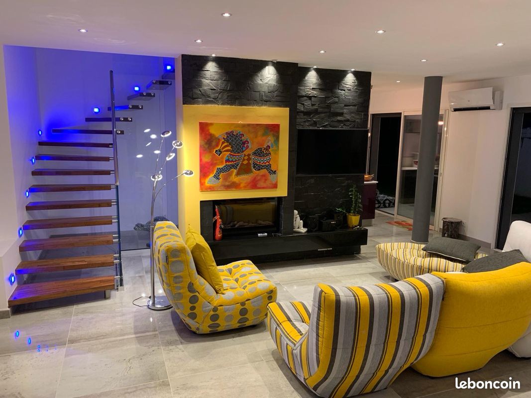 Maison a louer beziers - 5 pièce(s) - 158 m2 - Surfyn