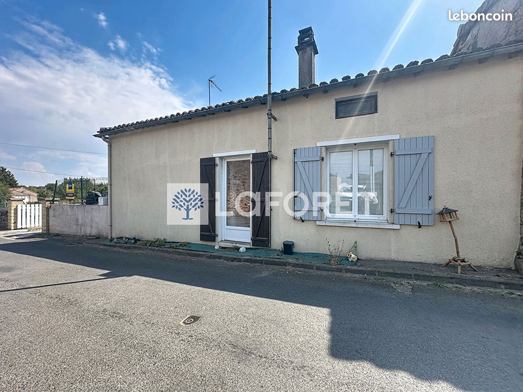 Maison 6 pièces 111 m² · à Coulonges-Thouarsais · 111 m² · 130 169 €